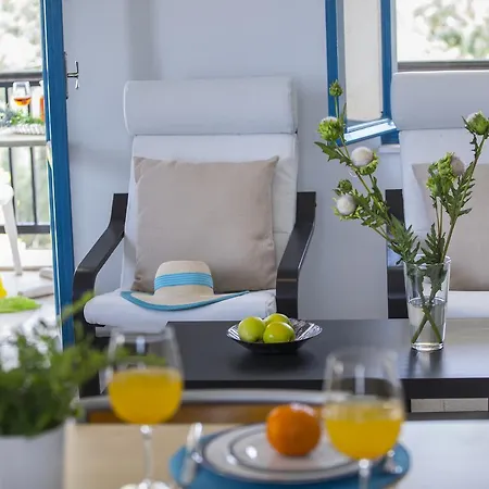 Apartament Ayios Elias *