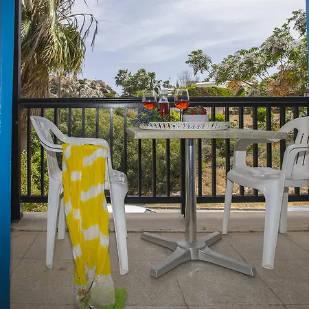 Apartament Ayios Elias *